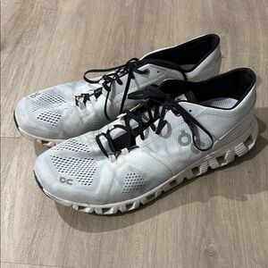 On Running Men's White Running Shoes